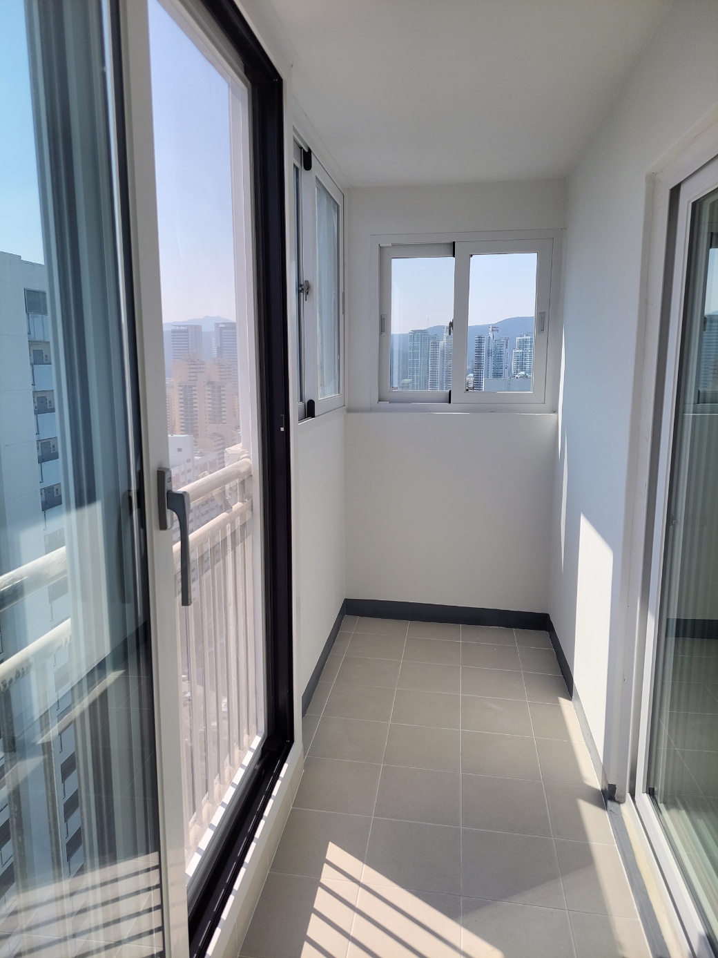 발코니 창호 공사